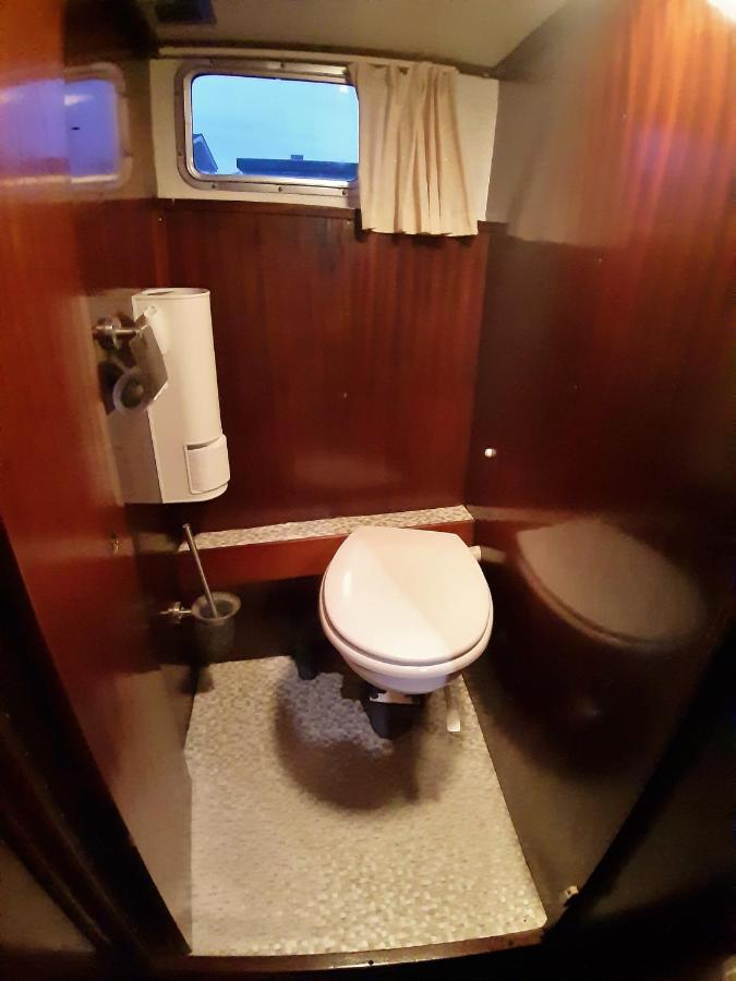 Hotel Motor Yacht Almaz à Amsterdam Extérieur photo