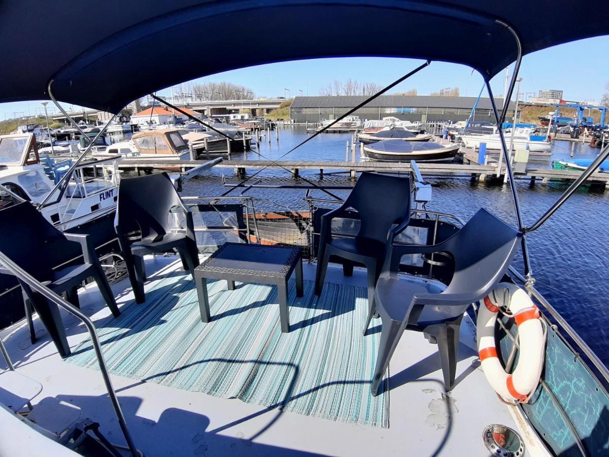 Hotel Motor Yacht Almaz à Amsterdam Extérieur photo